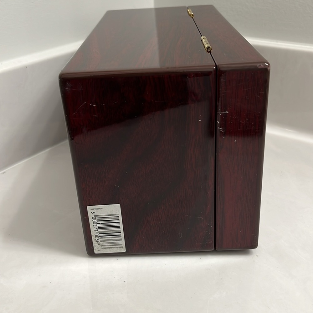 Dewar’s Signature Box - Picture 7 of 8